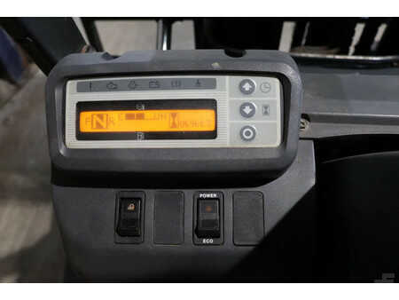 LPG VZV 2011  Nissan A30LQ (8)