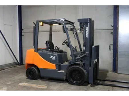 Dieseltrukki 2012  Doosan D30S-5 (1)