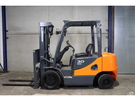 Dieseltrukki 2012  Doosan D30S-5 (3)