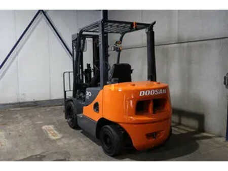 Dieseltrukki 2012  Doosan D30S-5 (6)