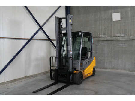 Elektro 4 Rad 2019  Jungheinrich EFG 320 (3)