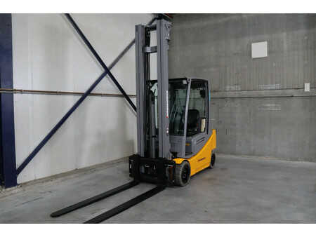Elektro 4 Rad 2019  Jungheinrich EFG 320 (3)