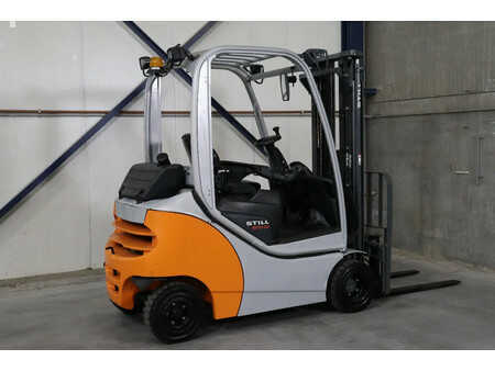 Diesel heftrucks 2017  Still RX 70-20 (5)