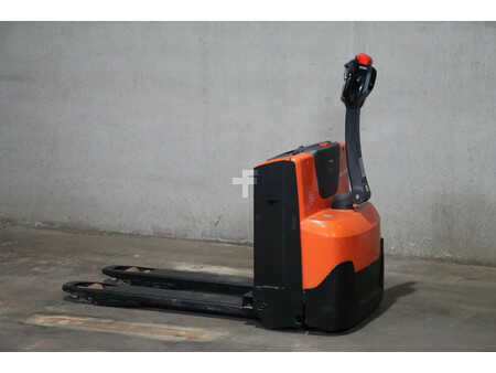 Nízkozdvižný vozík 2018  BT LWE140 (2)
