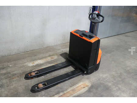 Nízkozdvižný vozík 2018  BT LWE140 (4)