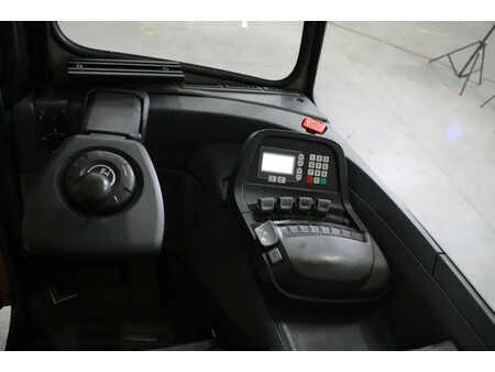 Retraky 2010  Toyota RRE200CC (7)