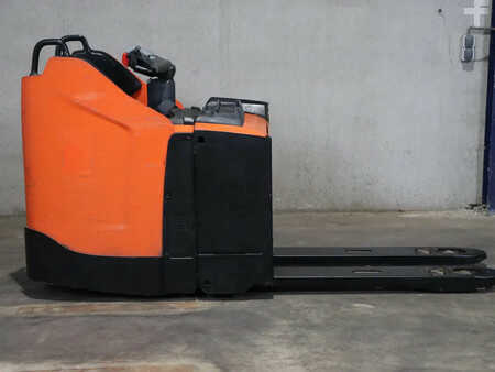 Nízkozdvižný vozík 2019  BT LPE200 (3)