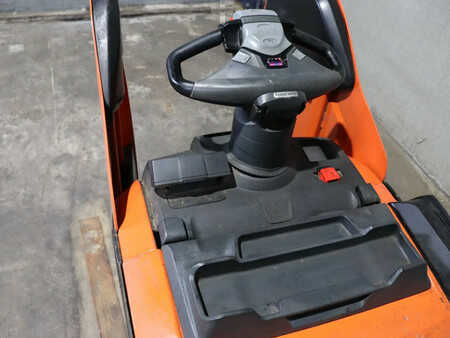 Nízkozdvižný vozík 2019 BT LPE200 (4)