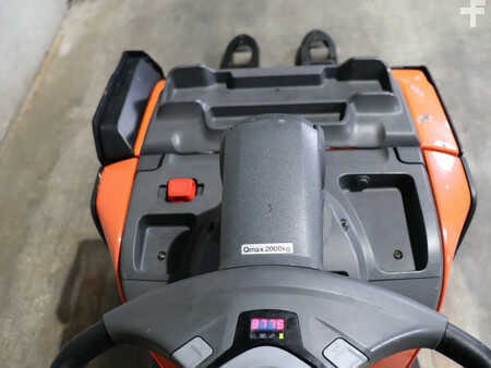 Nízkozdvižný vozík 2018 BT LPE200 (4)