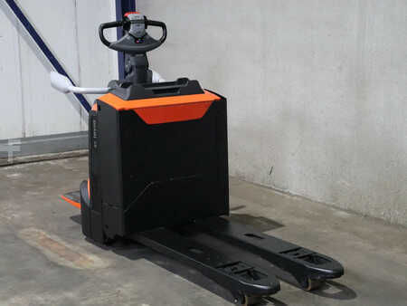 Nízkozdvižný vozík 2020  BT LPE200 (2)