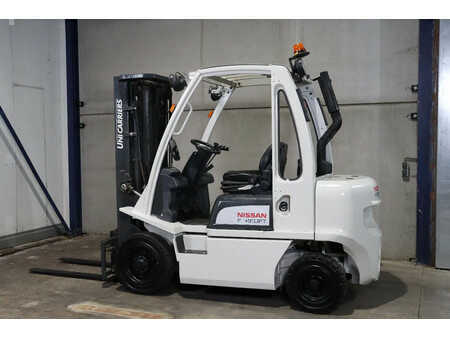 Dieselový VZV 2014  Nissan A25Q (5)