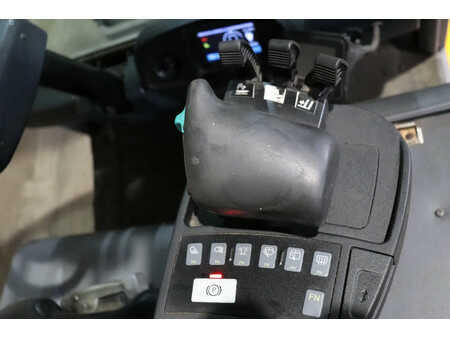 Elektromos 4 kerekű 2019  Jungheinrich EFG 320 (8)