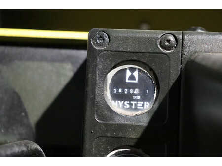 Gas gaffeltruck 2003  Hyster S 7.00 XL (7)