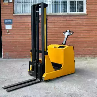Pallet Stackers 2010  Standley Robur S.B.C. (7)