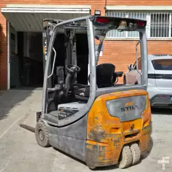 Eléctrica de 3 ruedas 2019  Still RX 20-16 (2)