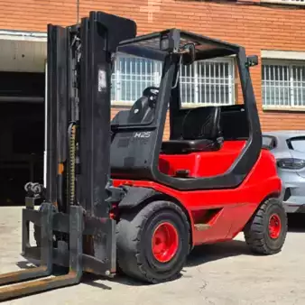 Carretilla elevadora diésel 1998  Linde H25D (9)