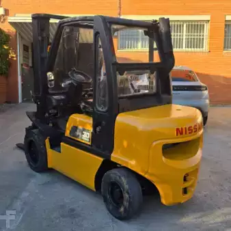 Carretilla elevadora diésel 2000  Nissan FGD02A30Q (2)