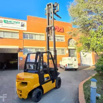 Carretilla elevadora diésel 2000  Nissan FGD02A30Q (6)