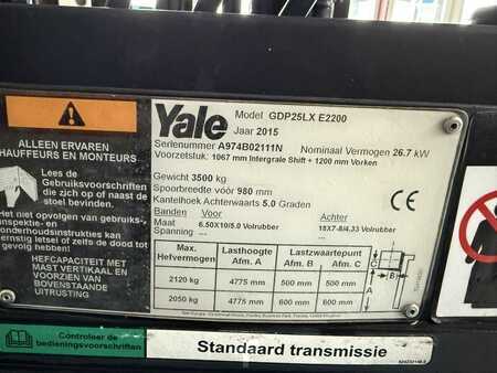 Chariots élévateurs diesel 2015  Yale GDP25 (10)