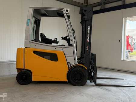 El truck - 4 hjulet 2016  Jungheinrich EFG425k (2)
