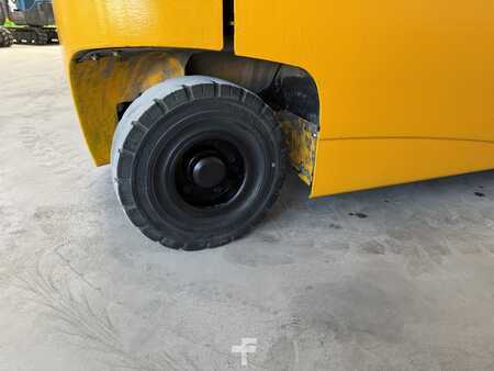 El truck - 4 hjulet 2016  Jungheinrich EFG425k (22)