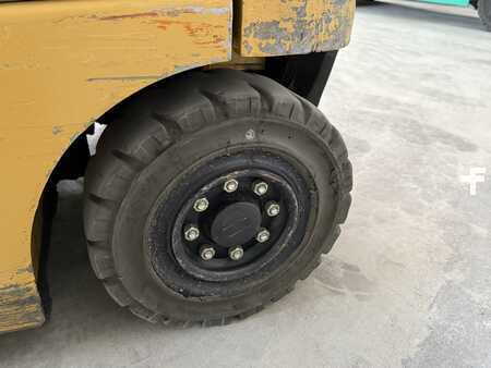 Eléctrico - 4 rodas 2014  CAT Lift Trucks EP25K PAC (10)