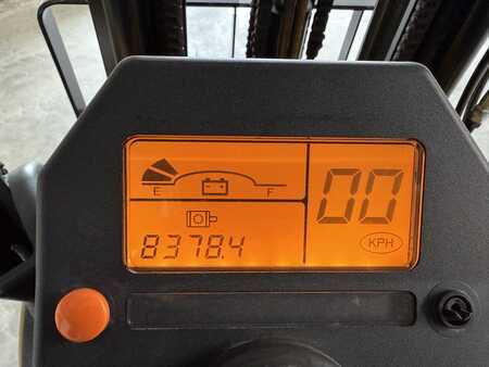 Eléctrico - 4 rodas 2014  CAT Lift Trucks EP25K PAC (17)