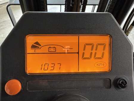 Eléctrico - 4 rodas 2014  CAT Lift Trucks EP25K PAC (24)