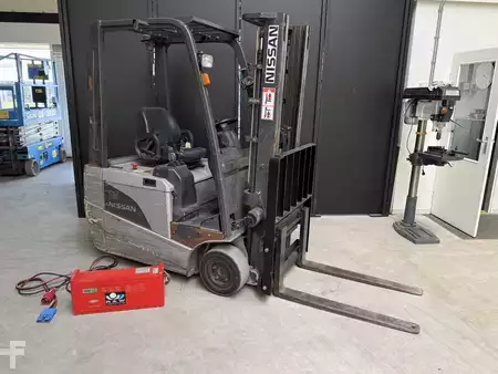 Elektromos 3 kerekű 2006  Nissan 1 N 1 L 18 (1)