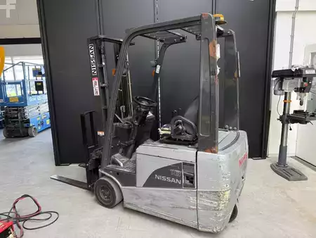 Elektromos 3 kerekű 2006  Nissan 1 N 1 L 18 (2)