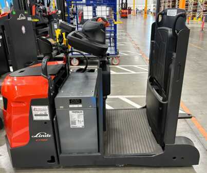 Tractor de arrastre 2021  Linde ETR50 (1)