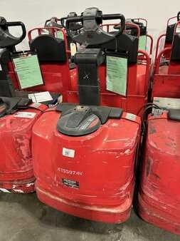 Die Handlers 2014  Raymond 861-TOW (1)