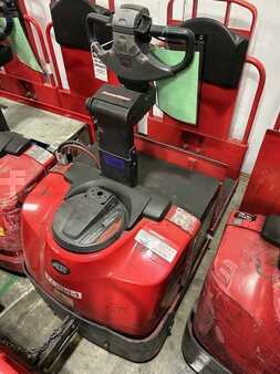 Die Handlers 2014  Raymond 861-TOW (1)