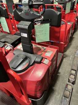 Die Handlers 2014  Raymond 861-TOW (1)