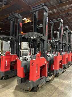 Reach Trucks 2016  Raymond 750-R45TT (1)