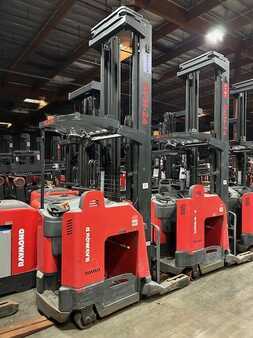 Reach Trucks 2016  Raymond 750-R45TT (1)