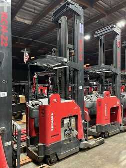 Reach Trucks 2016  Raymond 750-R45TT (1)