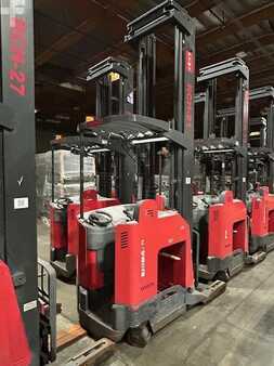 Reach Trucks 2016  Raymond 750-R45TT (1)