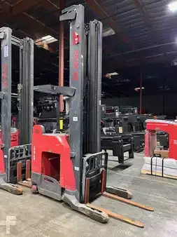 Reach Trucks 2016  Raymond 750-R45TT (2)