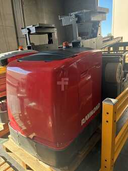 Reach Trucks 2016  Raymond 970-CSR30T (2)