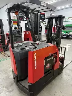 4-Wheel Electric 2012  Raymond 425-C40TT (1)