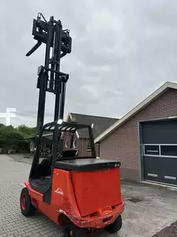 Elektro čtyřkolový VZV  Linde e40p (10)