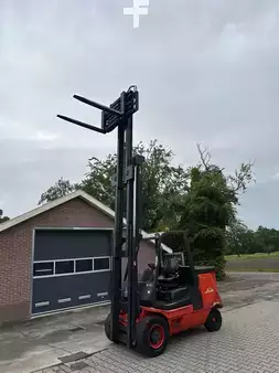 Elektro čtyřkolový VZV  Linde e40p (19)