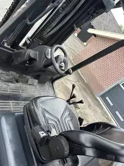 Elektro čtyřkolový VZV  Linde e40p (5)