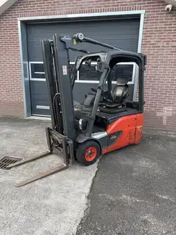 Carrelli elettrici 3 ruote 2017  Esslingen e16-02 (1)