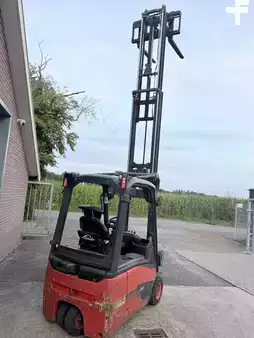 Carrelli elettrici 3 ruote 2017  Esslingen e16-02 (12)