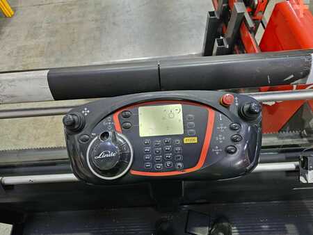 Reach-Stacker 2013  Linde Type K (11)