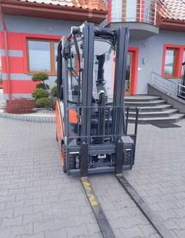 LPG Forklifts 2020  Linde H16T-01 (5)