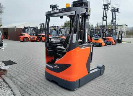 Reach Trucks 2018  Linde R20-01 (2)