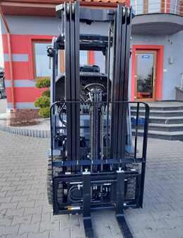 LPG Forklifts 2024  Toyota 02-8FGF18 (14)